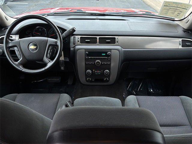 used 2009 Chevrolet Avalanche car, priced at $11,400