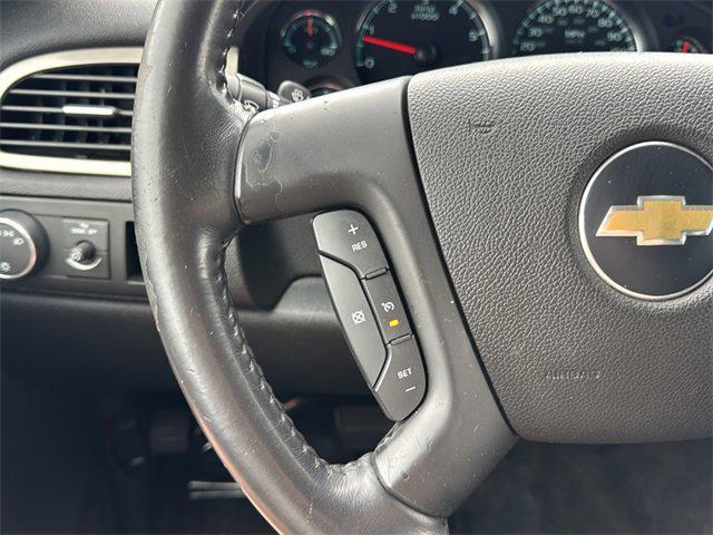 used 2009 Chevrolet Avalanche car, priced at $11,400