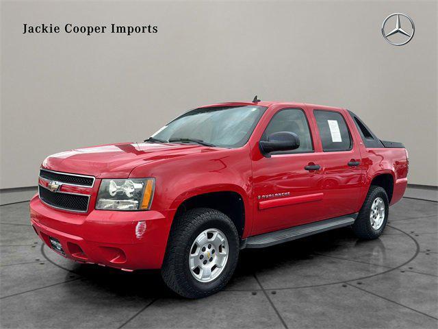 used 2009 Chevrolet Avalanche car, priced at $11,400