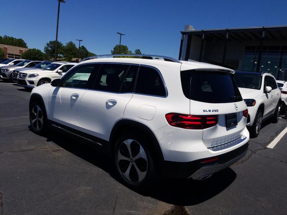 new 2024 Mercedes-Benz GLB 250 car, priced at $50,540