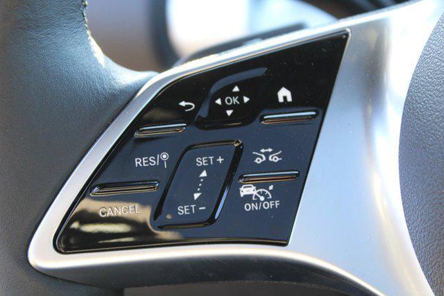 new 2024 Mercedes-Benz GLB 250 car, priced at $51,215