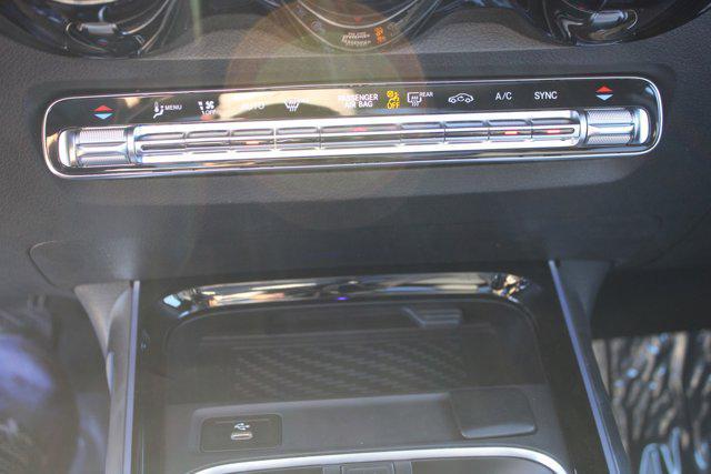 new 2024 Mercedes-Benz GLB 250 car, priced at $51,215