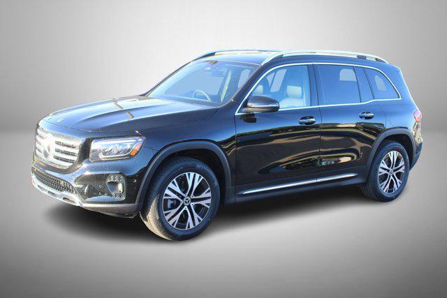 new 2024 Mercedes-Benz GLB 250 car, priced at $51,215