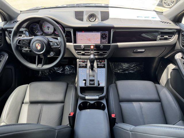 new 2025 Porsche Macan car