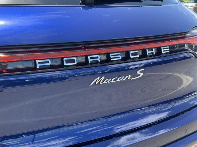 new 2025 Porsche Macan car