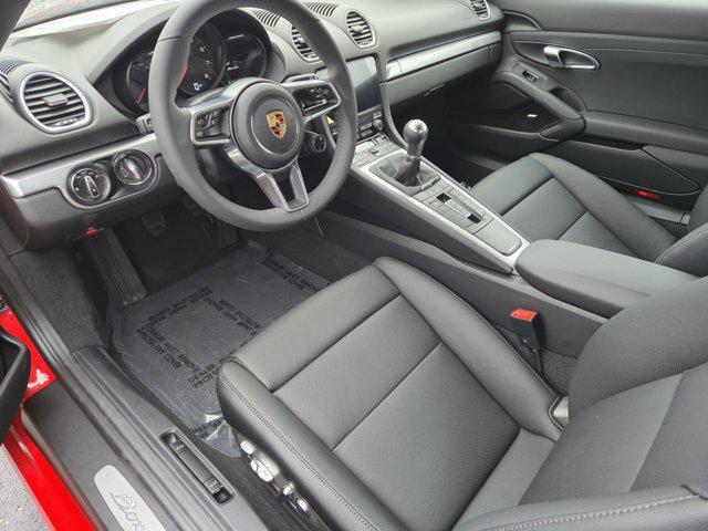new 2025 Porsche 718 Boxster car