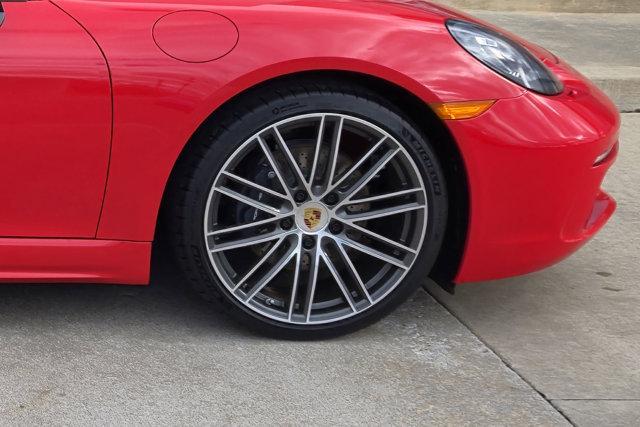 new 2025 Porsche 718 Boxster car