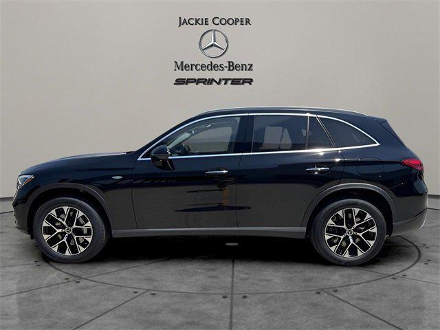 new 2025 Mercedes-Benz GLC 350e car, priced at $63,650