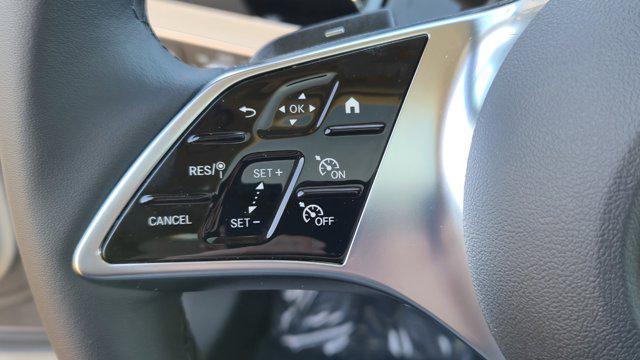 new 2025 Mercedes-Benz GLA 250 car, priced at $48,295