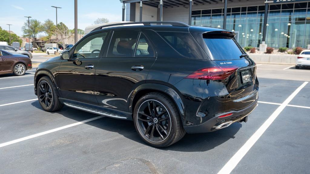 new 2024 Mercedes-Benz GLE 580 car, priced at $105,100