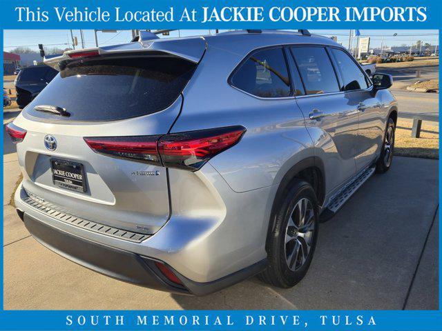 used 2022 Toyota Highlander Hybrid car, priced at $35,250