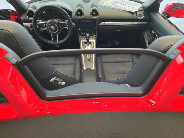 new 2025 Porsche 718 Boxster car
