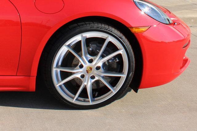 new 2025 Porsche 718 Boxster car