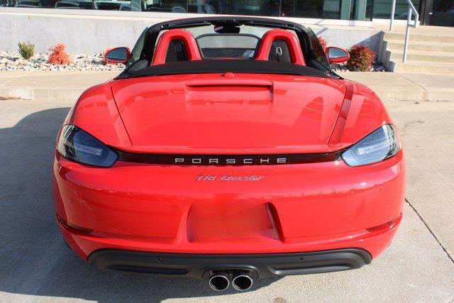 new 2025 Porsche 718 Boxster car