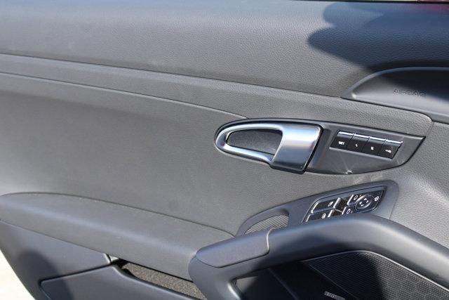 new 2025 Porsche 718 Boxster car
