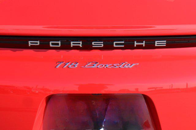 new 2025 Porsche 718 Boxster car