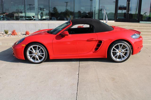 new 2025 Porsche 718 Boxster car