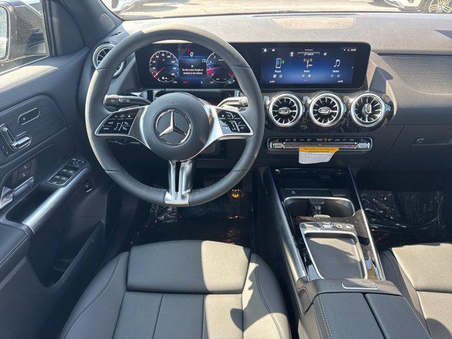 new 2026 Mercedes-Benz GLA 250 car, priced at $47,515