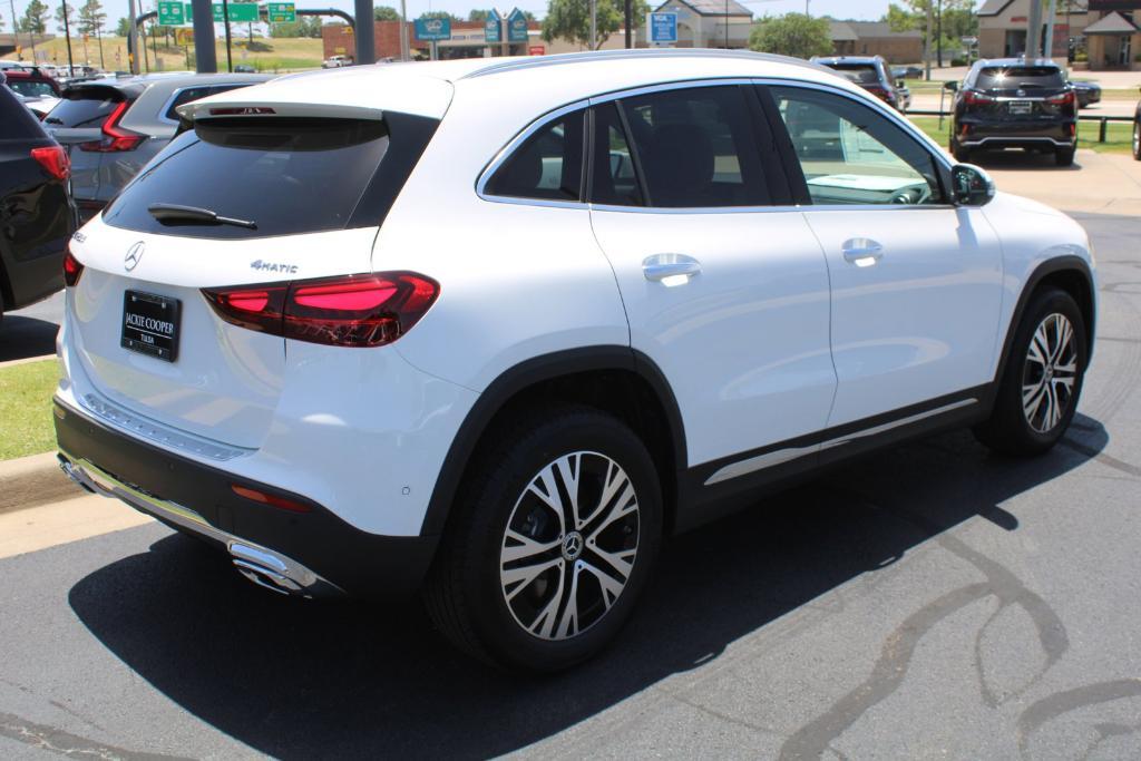 new 2025 Mercedes-Benz GLA 250 car, priced at $47,895