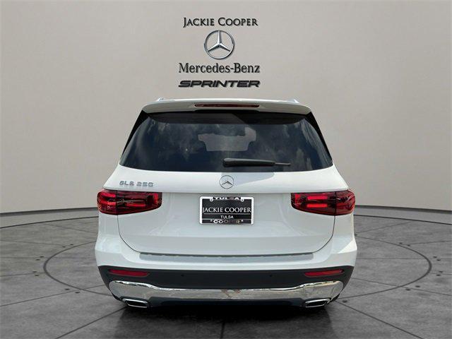 new 2025 Mercedes-Benz GLB 250 car, priced at $48,645