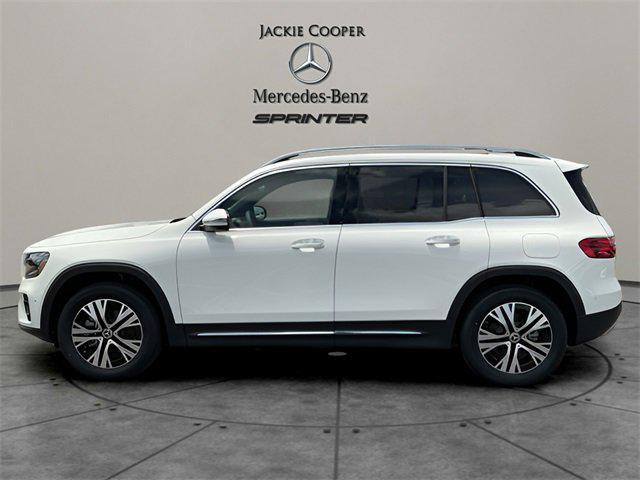 new 2025 Mercedes-Benz GLB 250 car, priced at $48,645
