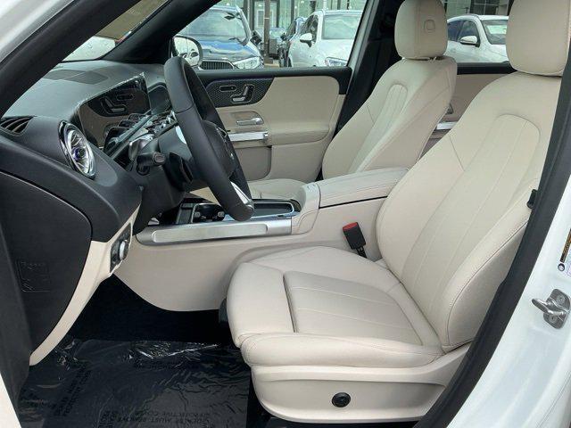 new 2025 Mercedes-Benz GLB 250 car, priced at $48,645