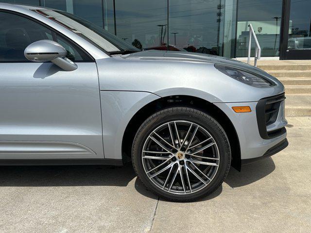 new 2025 Porsche Macan car