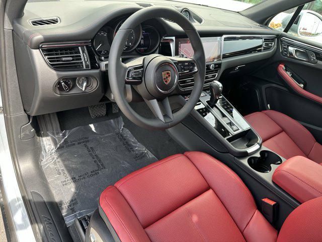 new 2025 Porsche Macan car