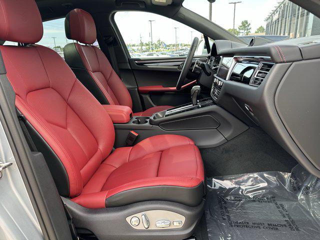 new 2025 Porsche Macan car