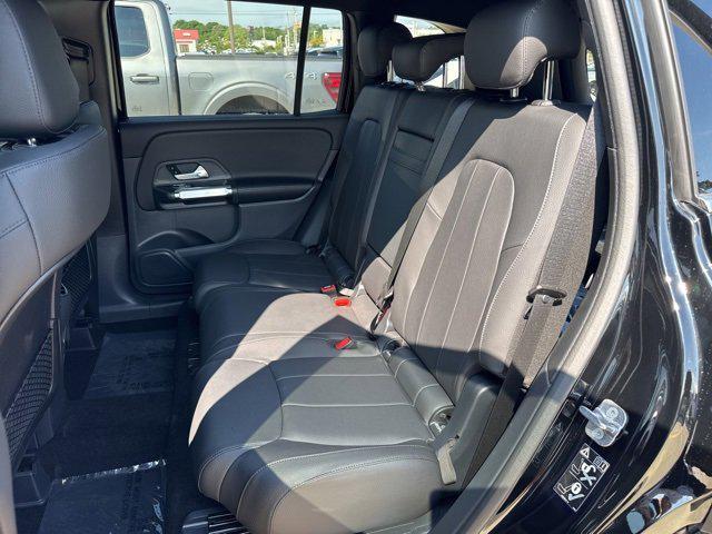 new 2025 Mercedes-Benz GLB 250 car, priced at $44,550