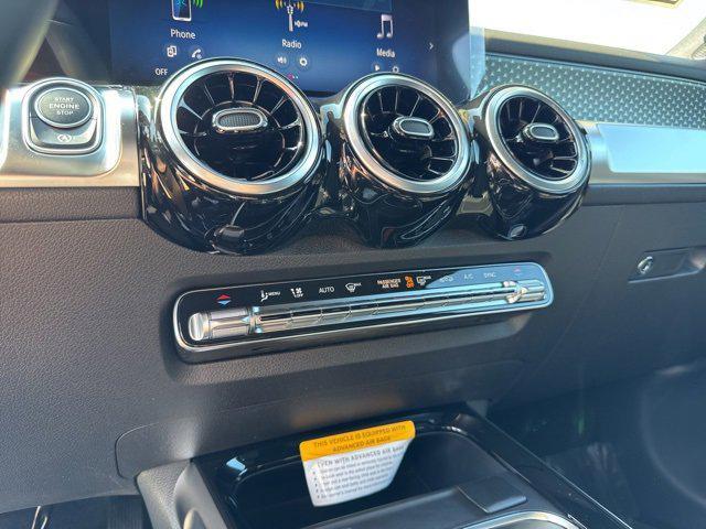 new 2025 Mercedes-Benz GLB 250 car, priced at $44,550