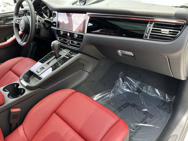 new 2025 Porsche Macan car