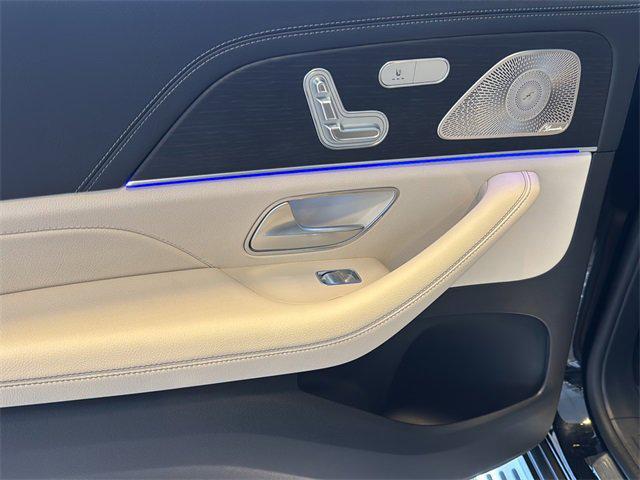 new 2026 Mercedes-Benz GLS 580 car, priced at $120,910