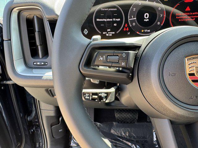 new 2025 Porsche Cayenne car