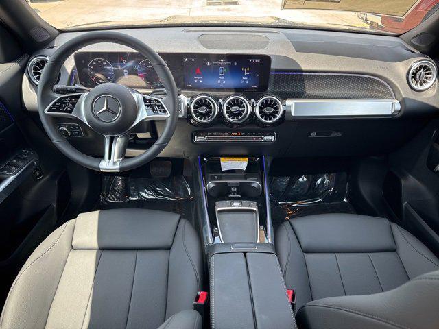 new 2025 Mercedes-Benz GLB 250 car, priced at $48,645