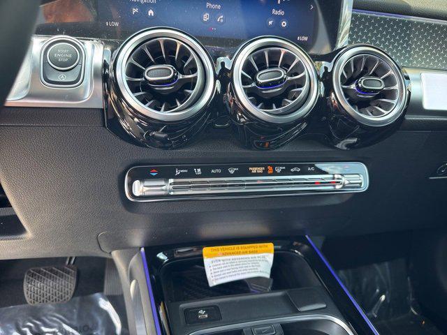 new 2025 Mercedes-Benz GLB 250 car, priced at $48,645