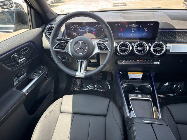 new 2025 Mercedes-Benz GLB 250 car, priced at $48,645
