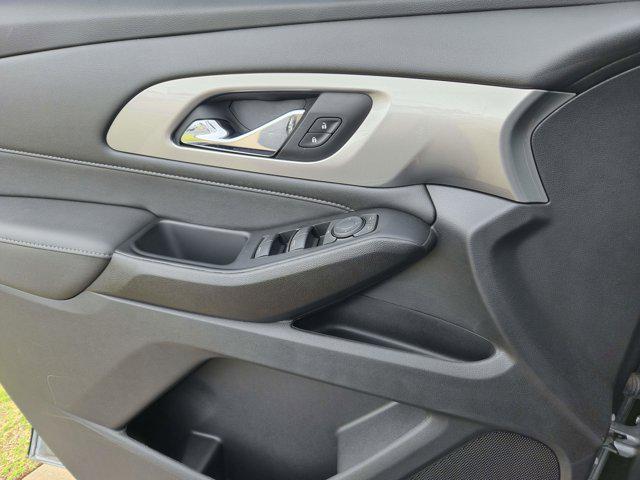 used 2023 Chevrolet Traverse car, priced at $35,250