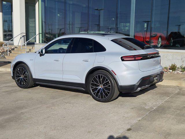 new 2025 Porsche Macan car