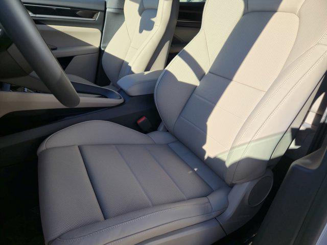 new 2025 Porsche Macan car