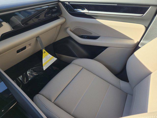 new 2025 Porsche Macan car