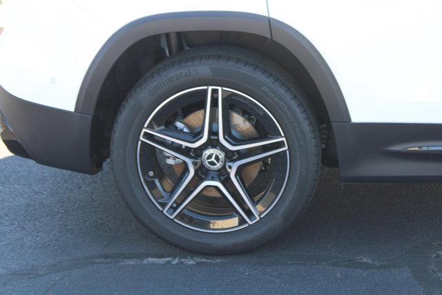new 2025 Mercedes-Benz GLB 250 car, priced at $52,720