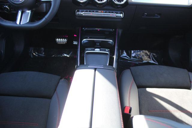 new 2025 Mercedes-Benz GLB 250 car, priced at $52,720