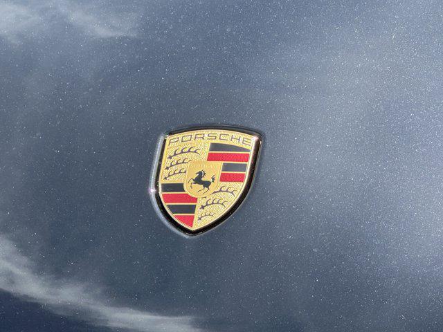 new 2025 Porsche Macan car