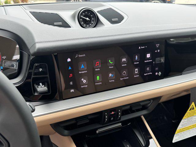 new 2025 Porsche Cayenne car