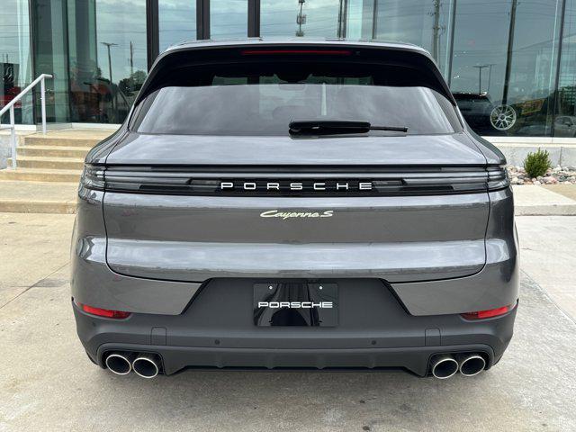 new 2025 Porsche Cayenne car