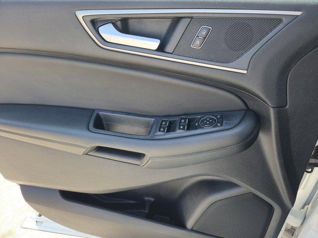 used 2021 Ford Edge car, priced at $18,900