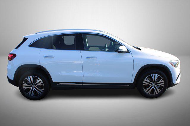 new 2025 Mercedes-Benz GLA 250 car, priced at $47,845
