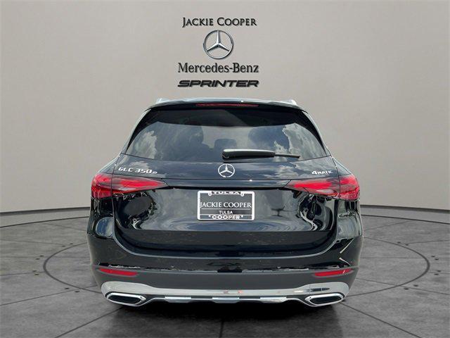 new 2025 Mercedes-Benz GLC 350e car, priced at $61,700