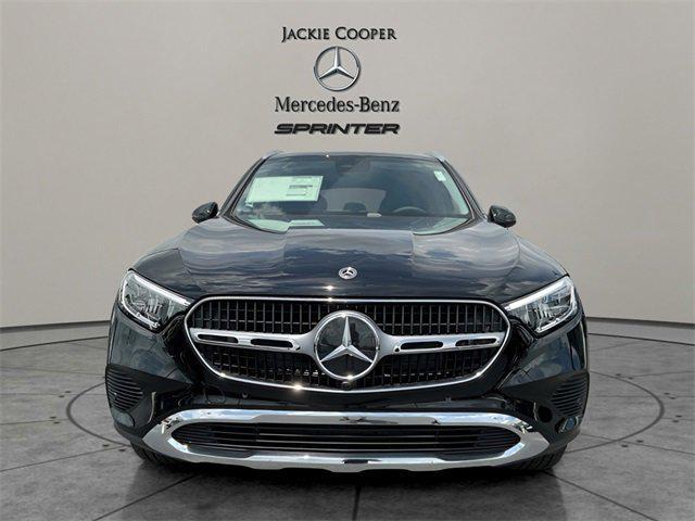 new 2025 Mercedes-Benz GLC 350e car, priced at $61,700